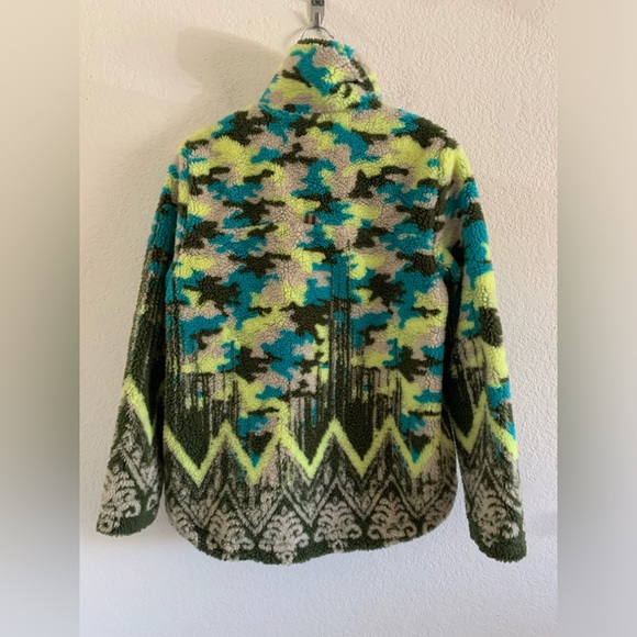 Anthropologie Pilcro Camo Sherpa Jacket Fleece Teddy Mountain Camouflage XSmall - Picture 2 of 12